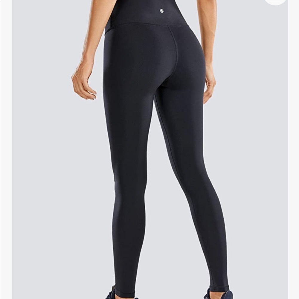 CRZY Yoga leggings! 🖤